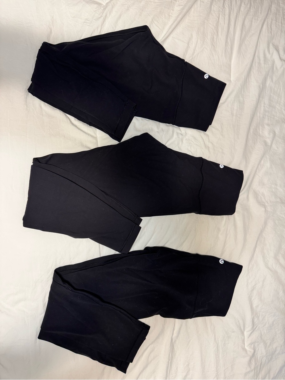 Women’s LuLuLemon Black Athletic Leggings size 6/8